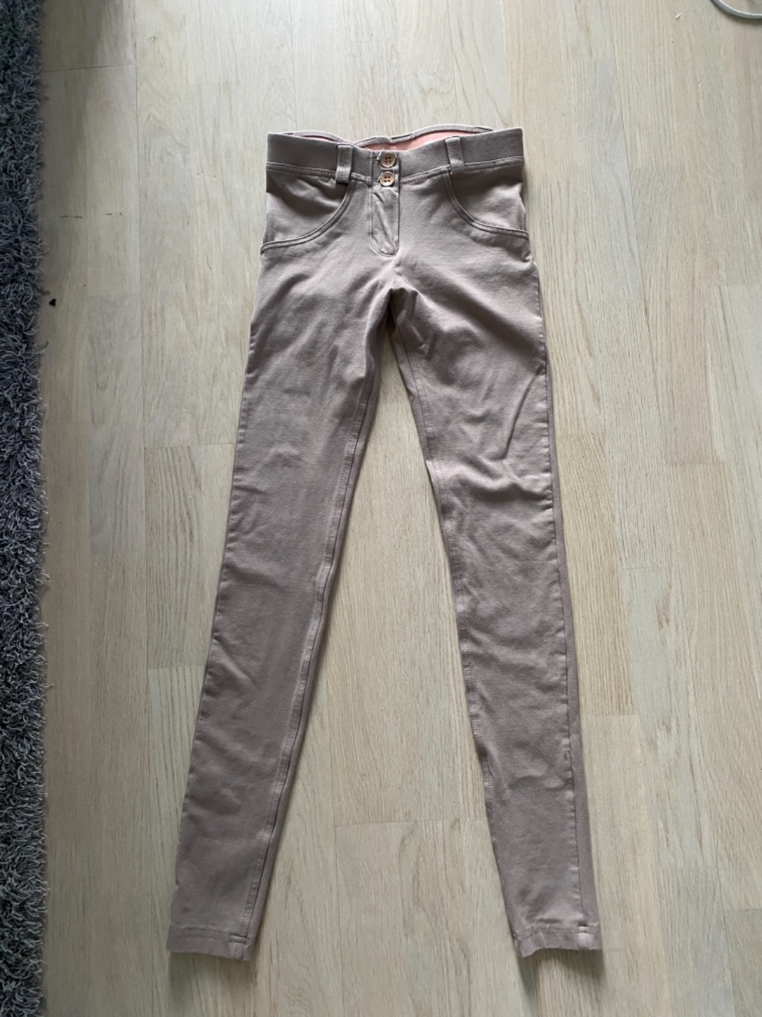 Stretch-housut